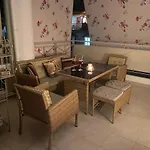 Elina's Spacious In With Private Parking Апартаменты Патра