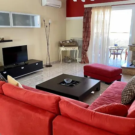 Elina's Spacious In With Private Parking شقة *