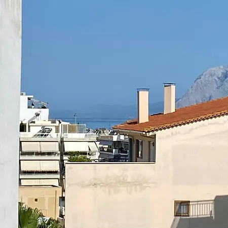 Elina's Spacious In With Private Parking باترا