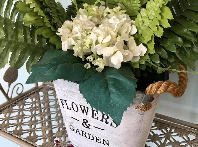 Elina's Spacious In With Private Parking * باترا