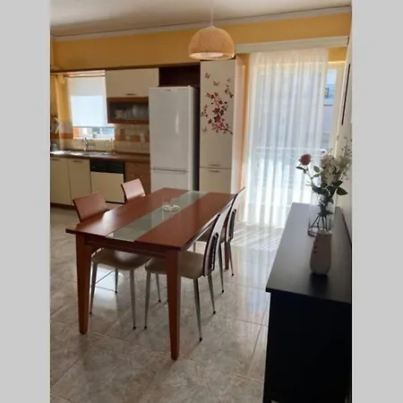 Apartment Elina's Spacious In With Private Parking Patras