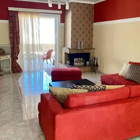 Apartment Elina's Spacious In With Private Parking Patras