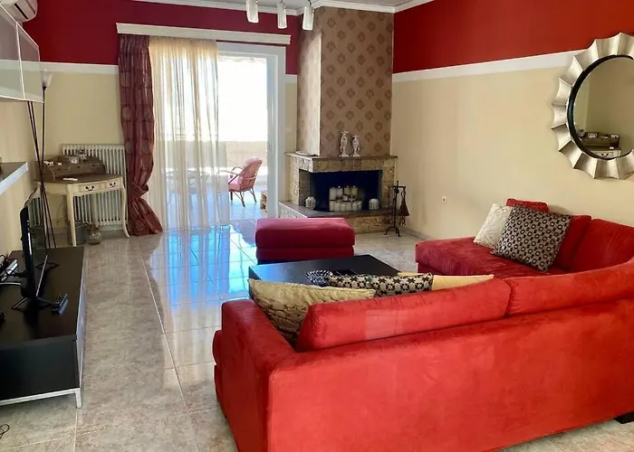 Apartament Elina's Spacious In With Private Parking Patras