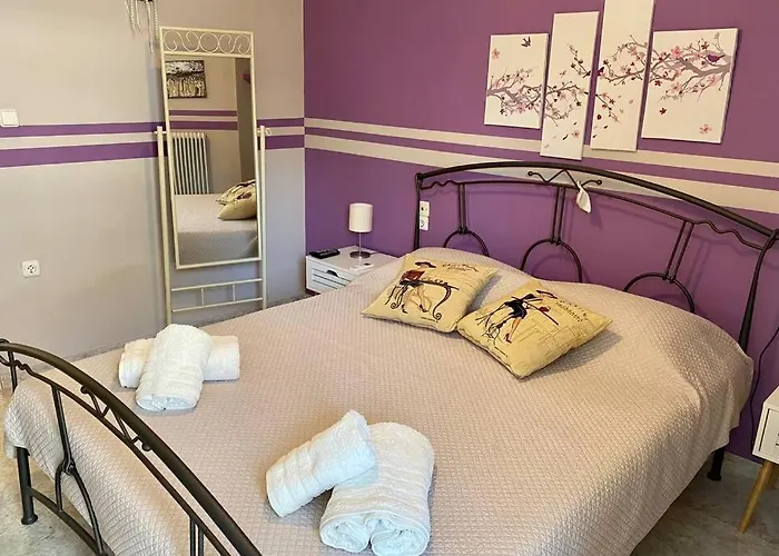 Апартаменты Elina's Spacious In With Private Parking Патра